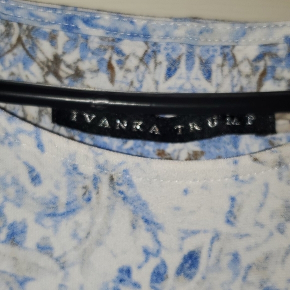 Ivanka Trump blouse large - Picture 3 of 4